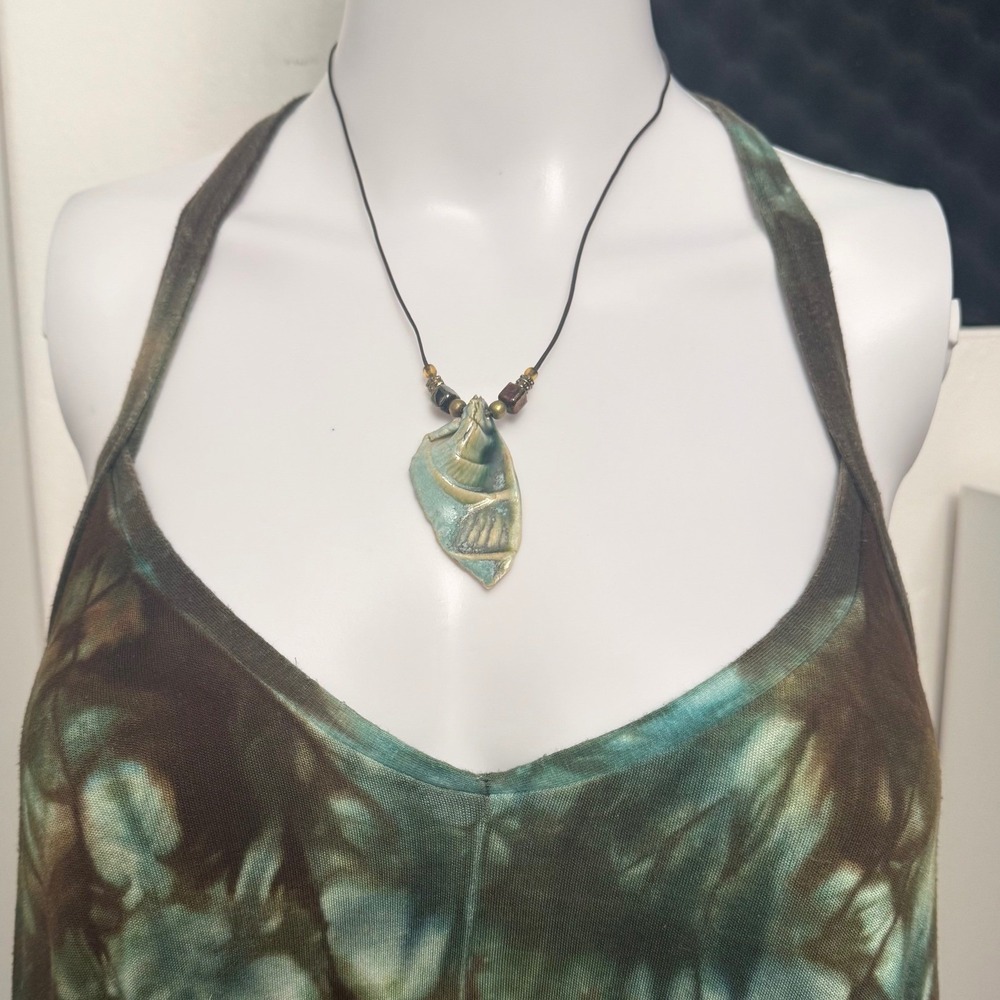 Unbranded Ceramic Shell Pendant Necklace Unisex OS Teal Brown Excellent Artisan - Picture 1 of 10